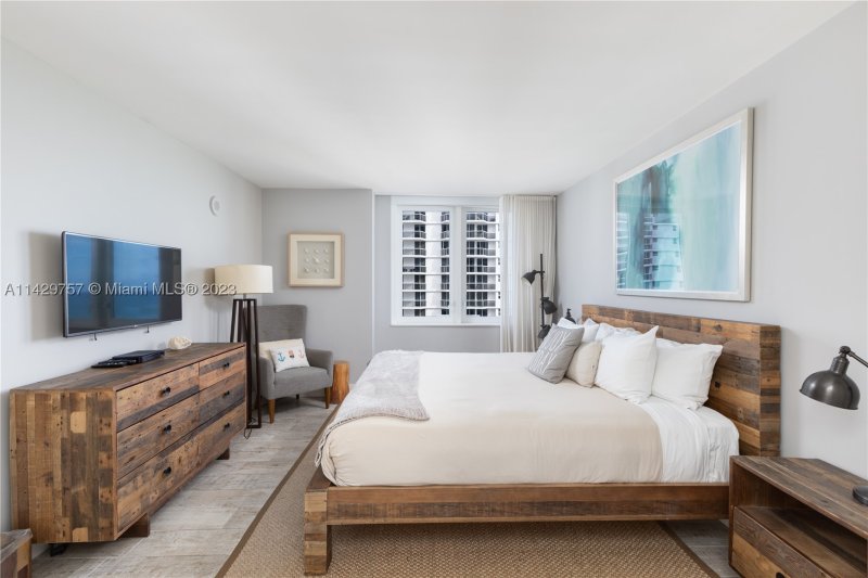 Apartment for rent at 1 Hotel & Homes South Beach 1013