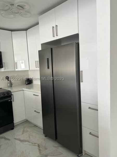 Condo for sale at Sea Air Towers 1503