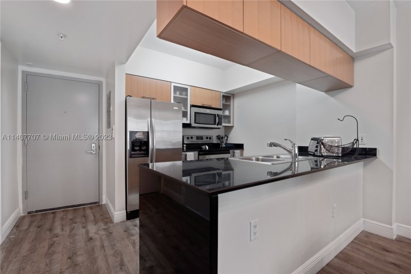Apartment for rent at Opera Tower 1405