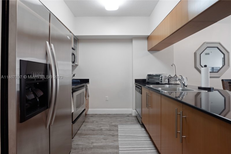 Apartment for rent at Opera Tower 1405