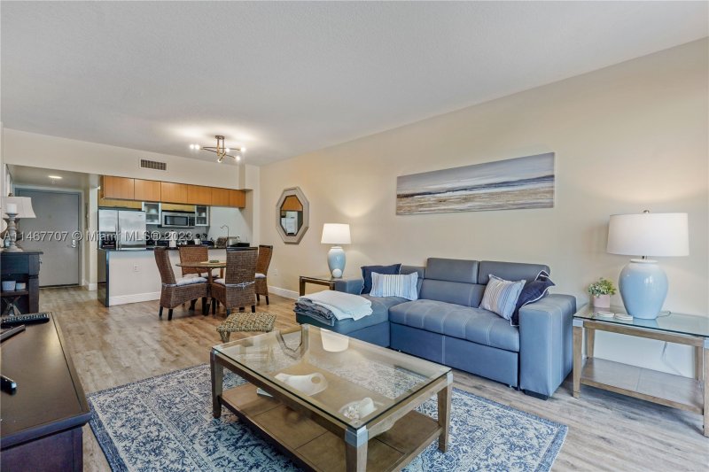 Apartment for rent at Opera Tower 1405