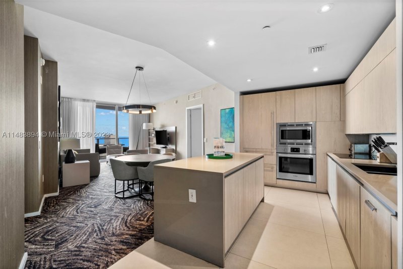 Apartment for rent at Hyde Beach Resort Hollywood 1406