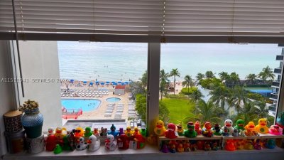 Comprar apartamento no Aventura Beach Club 744