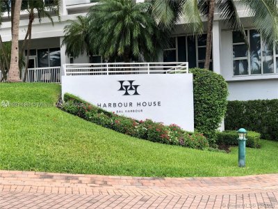 Comprar apartamento en Harbour House 230