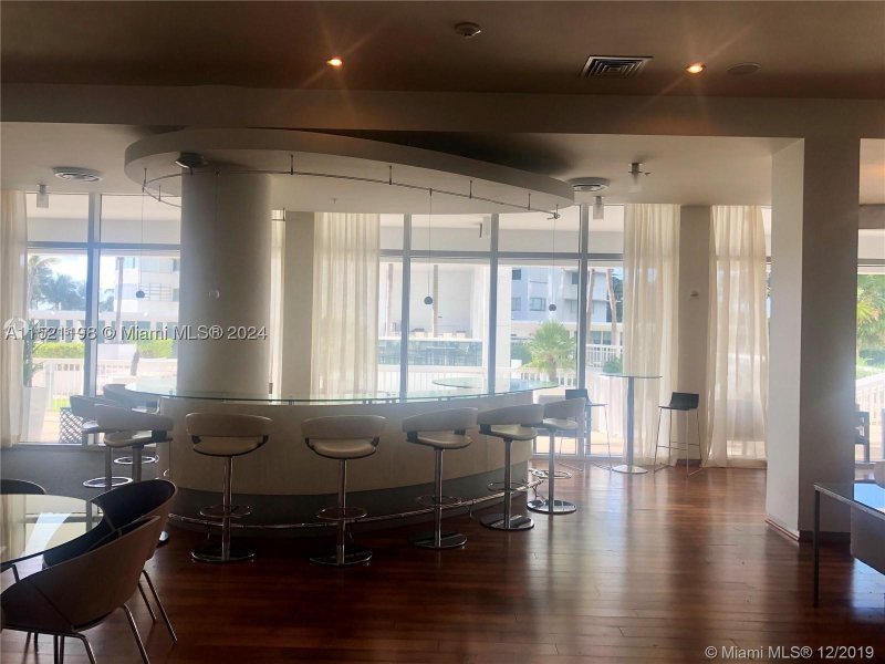 Comprar apartamento en Harbour House 230