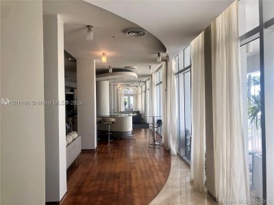 Comprar apartamento en Harbour House 230