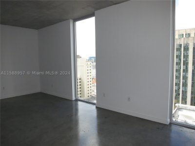 Comprar apartamento en Centro Condo 1704