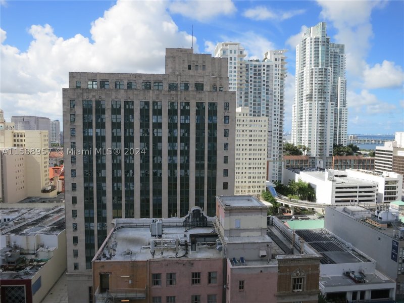 Comprar apartamento en Centro Condo 1704