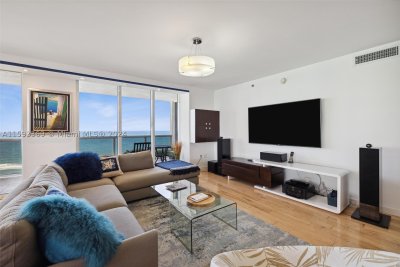 Aluguel de apartamento no Beach Club Three 1401