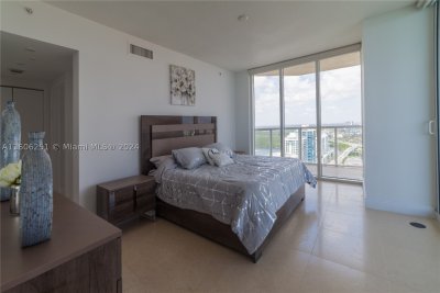 Alquiler de apartamento en La Perla 3707
