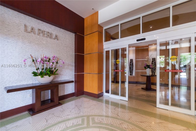 Alquiler de apartamento en La Perla 3707