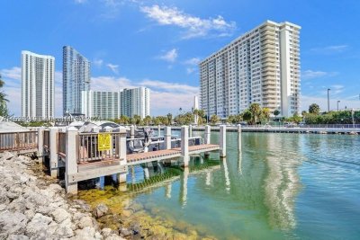 Coastal Towers Apt #320