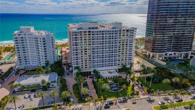 Comprar apartamento no Balmoral Condo 3T