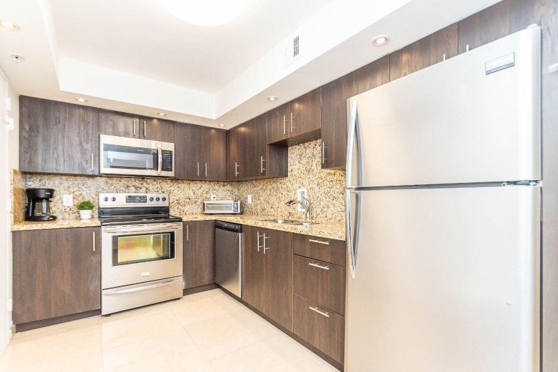 Condo for sale at Tides Hollywood Beach 14c