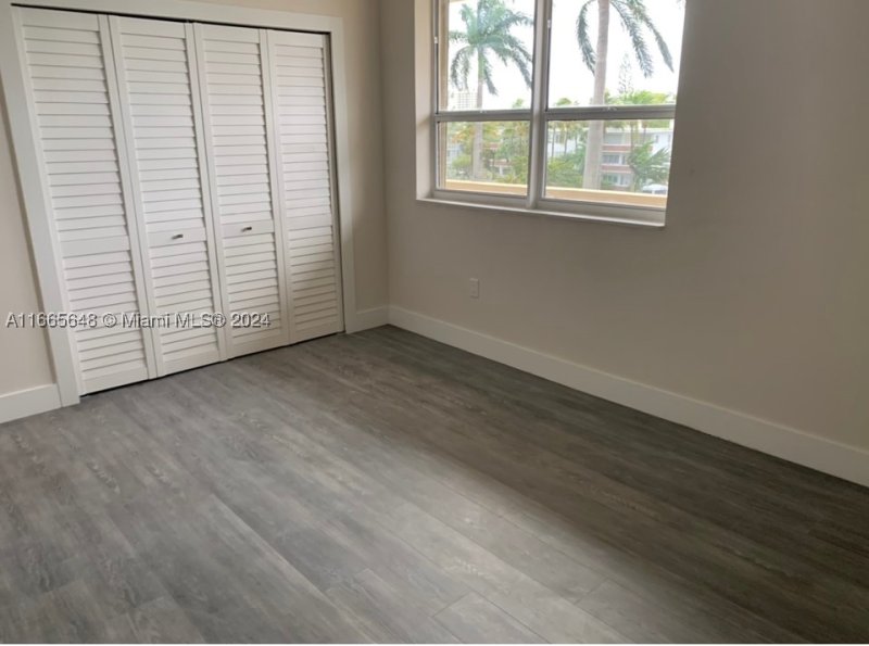 Comprar apartamento en The Plaza Bal Harbour 406