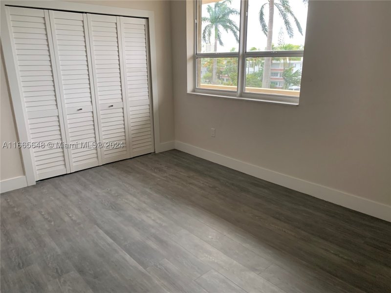 Comprar apartamento en The Plaza Bal Harbour 406