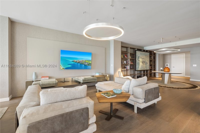 Condo for sale at Palazzo Del Sol 7065