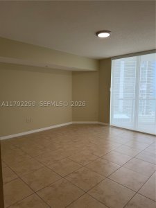 Alquiler de apartamento en La Perla 1706