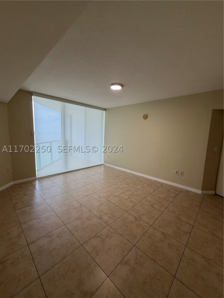 Alquiler de apartamento en La Perla 1706
