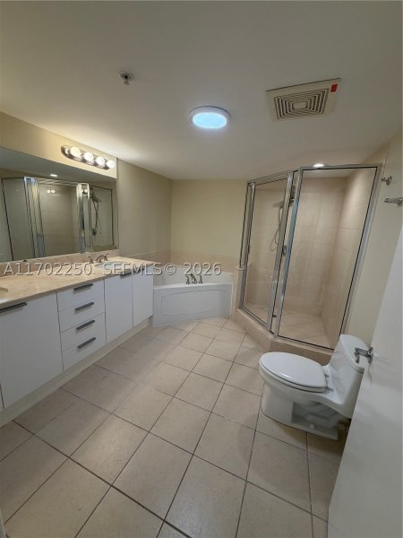 Alquiler de apartamento en La Perla 1706
