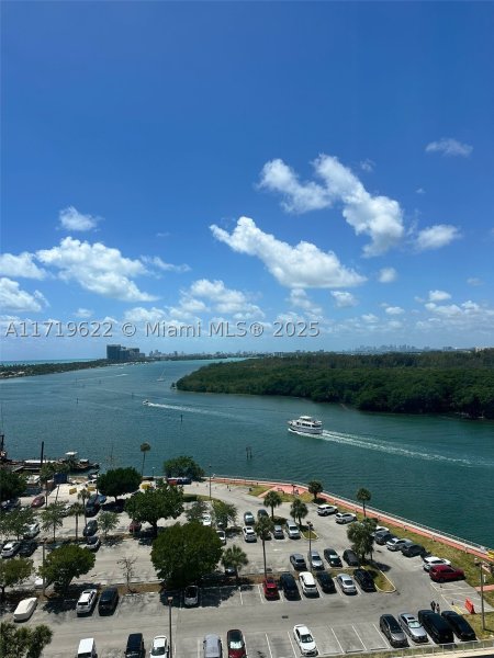 Alquiler de apartamento en Coastal Towers 1003