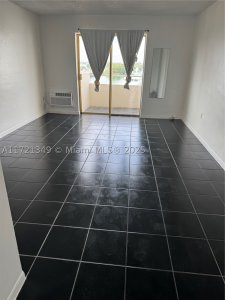 Comprar apartamento en Bayshore Yacht Tennis Club 204