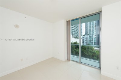 Comprar apartamento no Axis on Brickell South Tower 1107-S