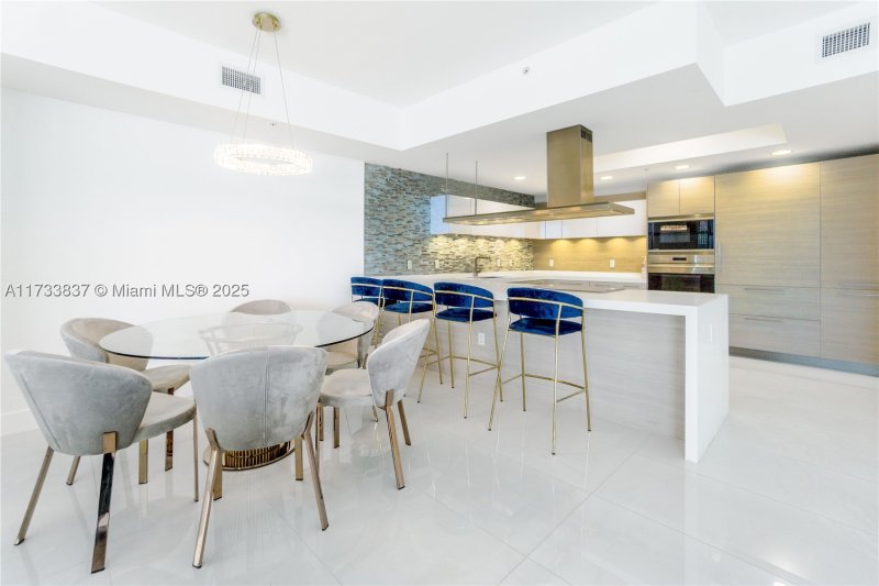 Condo for sale at Marina Palms Yacht Club 207
