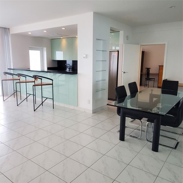 Condo for sale at Vantage View 2008