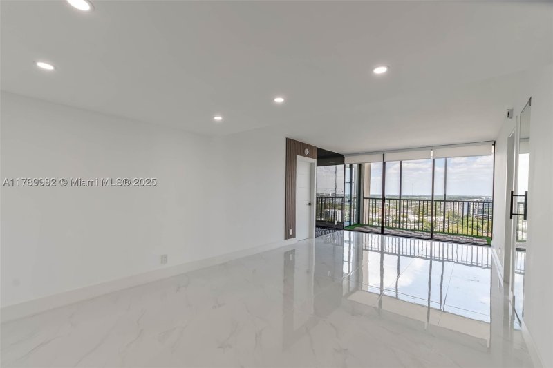 Condo for sale at Coronado I 1902