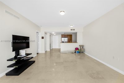 Comprar apartamento en Duo Condo 1604E