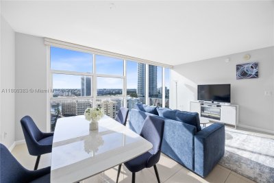 Alquiler de apartamento en Beach Club Two 1807