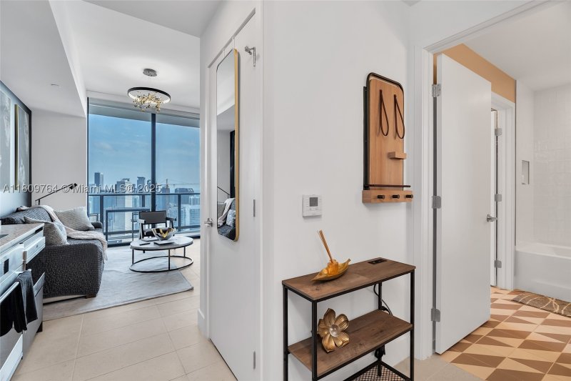 Alquiler de apartamento en Natiivo Gale Miami Hotel & Residences 4907