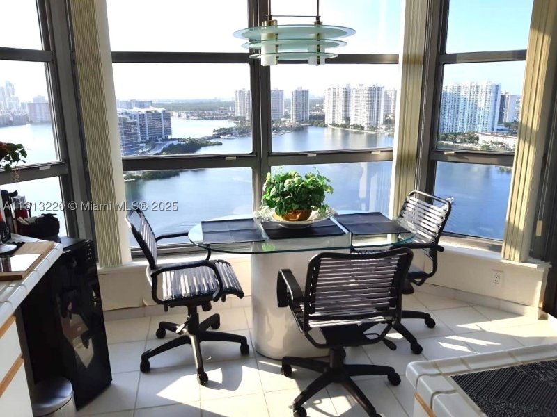 Condo for sale at Mystic Pointe 500 3001