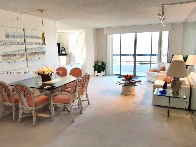 Condo for sale at Mystic Pointe 500 3001