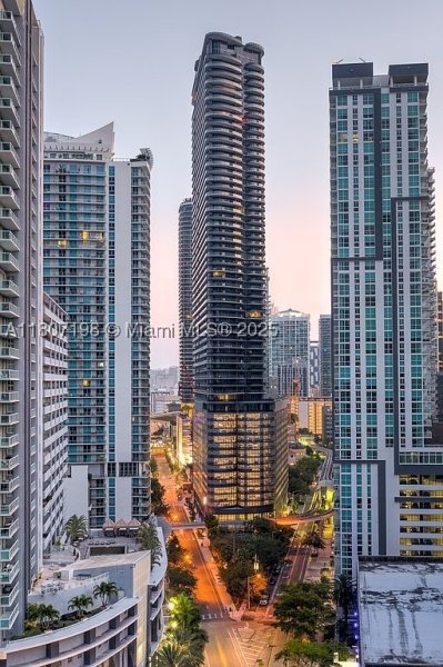 Comprar apartamento en Brickell Flatiron 2705