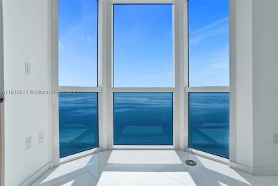 Comprar apartamento en Akoya 2403
