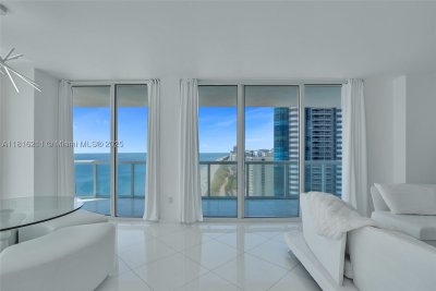 Comprar apartamento en Akoya 2403