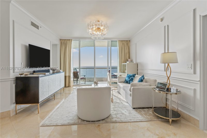 Aluguel de apartamento no Acqualina Resort & Spa 3404