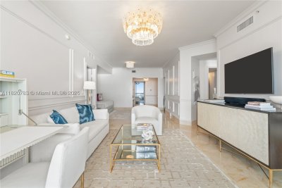 Alquiler de apartamento en Acqualina Resort & Spa 3404