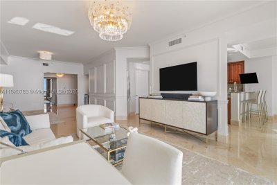 Alquiler de apartamento en Acqualina Resort & Spa 3404