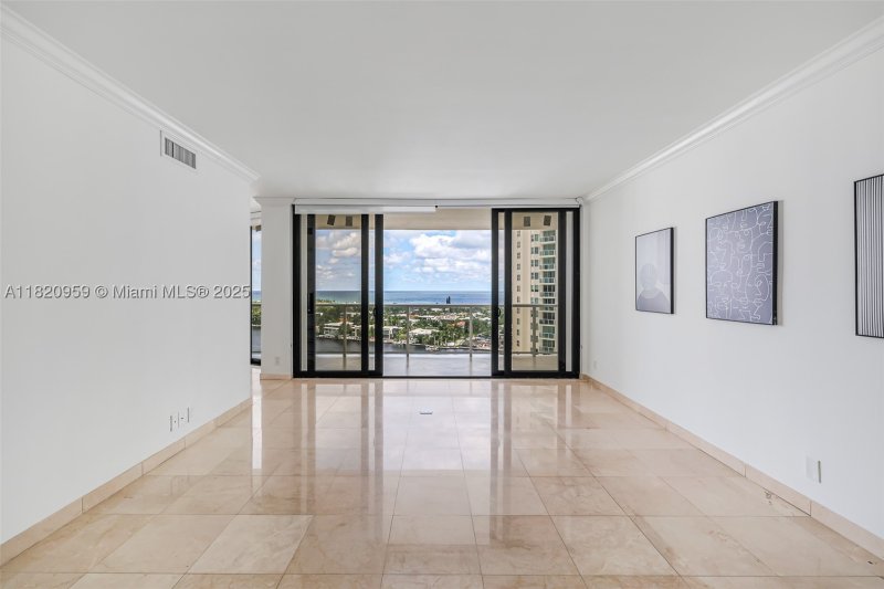 Condo for sale at Hamptons West 1412
