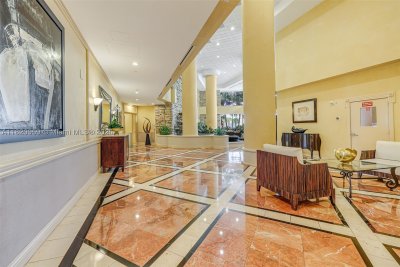 Comprar apartamento en Hamptons West 1412