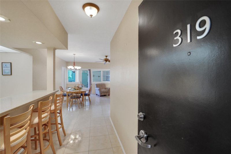 Condo for sale at Coral Ridge Towers North 319