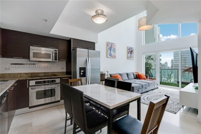 Aluguel de apartamento no Brickell on the River South 2107