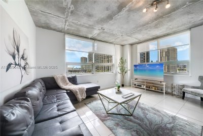 Aluguel de apartamento no Midtown Midblock 1016