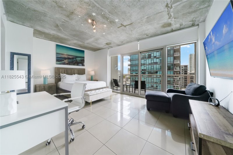 Apartment for rent at Midtown Midblock 1016
