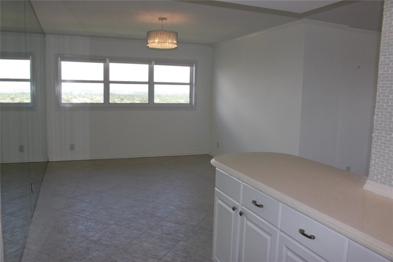 Condo for sale at The Tower at Port Royale 2007