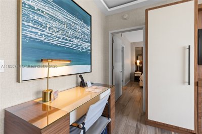 Comprar apartamento no Ritz Carlton Residences Fort Lauderdale Beach H1401