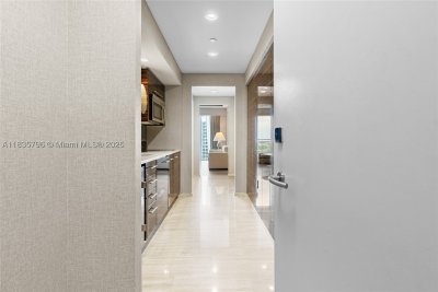 Comprar apartamento no Ritz Carlton Residences Fort Lauderdale Beach H1401